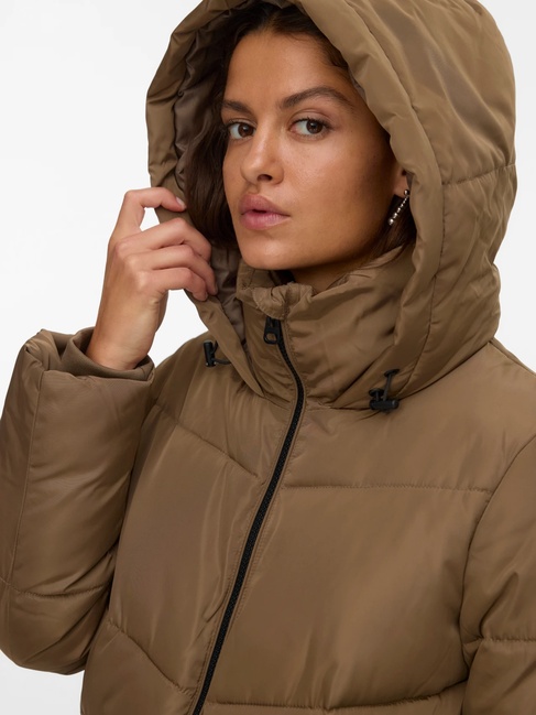 Фото ракурс 5 - Жіноче коричневe пальто Vero Moda артикул 10290436 Cub FW2025