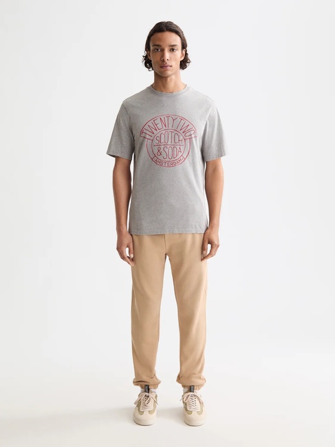 Фото ракурс 3 - Чоловіча сіра футболка SCOTCH & SODA артикул 180883 030 FW2025