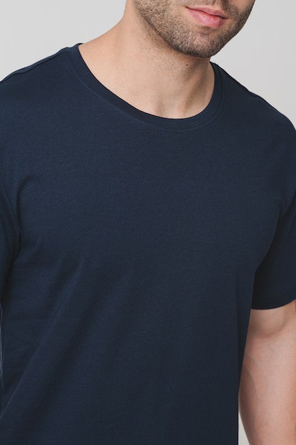 Фото ракурс 3 - Чоловіча синя футболка ONLY & SONS артикул 22002973 Dark Sapphire SS2025