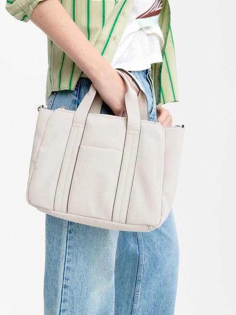 Фото ракурс 5 - Жіноча молочна сумка Parfois артикул 231754 _EC SS2025