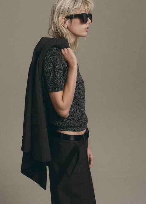 Фото ракурс 4 - Женский черный джемпер Mango артикул 17007815 99 1 season