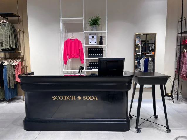 Каса магазину Scotch & Soda