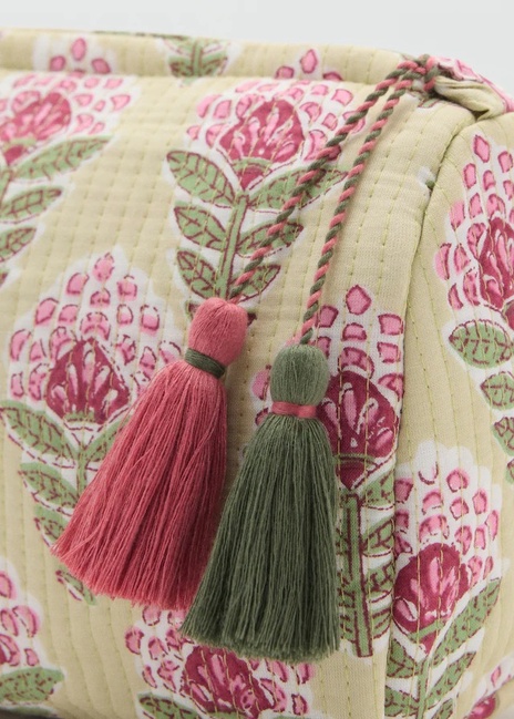 Фото ракурс 4 - Женская разноцветная косметичка Mango артикул 17041198 42 1 season