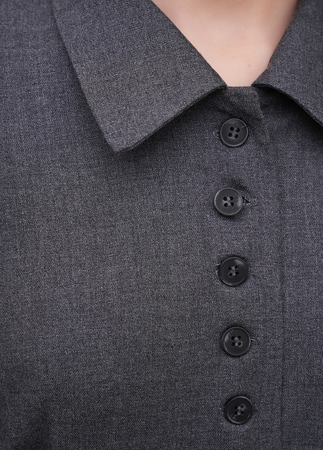 Фото ракурс 4 - Женская серая рубашка EQUILIBRI артикул BW491014 101 Grey FW2025