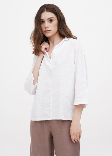 Фото ракурс 1 - Жіноча біла блузка EQUILIBRI артикул IO Blouse V CTN White SS2024