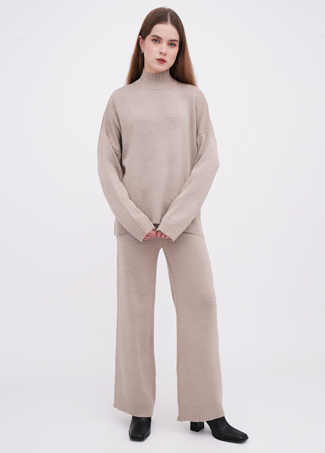 Женские бежевые штаны EQUILIBRI артикул W391 009 201 Beige FW2025 Фото ракурс 1 - Женские бежевые штаны EQUILIBRI артикул W391 009 201 Beige FW2025