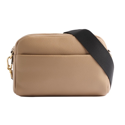 Фото ракурс 1 - Жіноча коричнева сумка Parfois артикул 222233 _TU FW2025