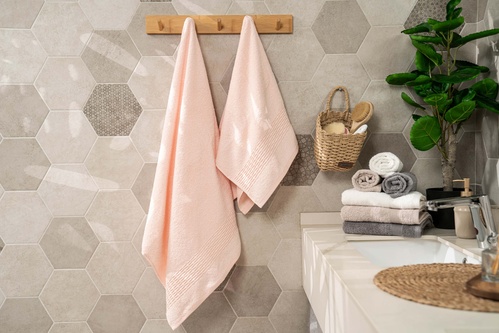 Фото ракурс 2 - Розовый набор полотенец махровых Ardesto артикул ART2357PW No color FW2025