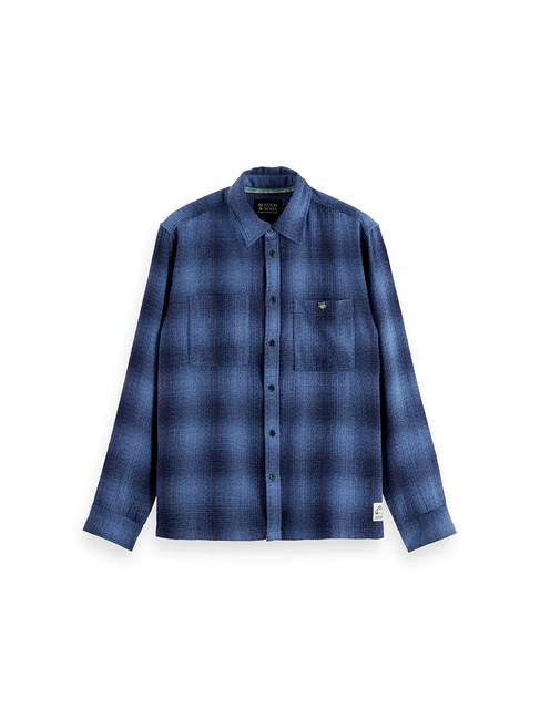 Мужская синяя рубашка SCOTCH & SODA артикул 181257 401 FW2025 Фото ракурс 5 - Мужская синяя рубашка SCOTCH & SODA артикул 181257 401 FW2025