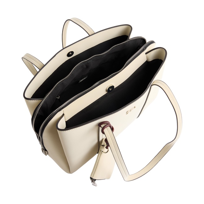 Женская молочная сумка Parfois артикул 228042 _EC SS2025 Фото ракурс 4 - Женская молочная сумка Parfois артикул 228042 _EC SS2025