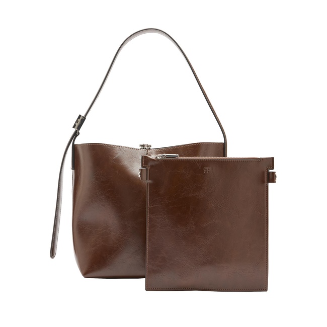 Жіноча коричнева сумка Parfois артикул 240795 _BN FW2025 Фото ракурс 3 - Жіноча коричнева сумка Parfois артикул 240795 _BN FW2025