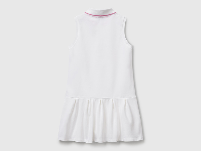 Біла сукня для дівчаток Benetton артикул 3F9HCV012.G 101 25E Фото ракурс 2 - Біла сукня для дівчаток Benetton артикул 3F9HCV012.G 101 25E