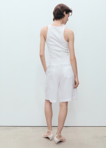 Фото ракурс 2 - Жіночі білі шорти Mango артикул 17031126 01 1 season