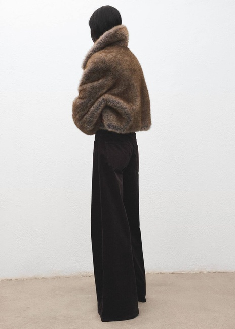 Женские коричневые джинсы Mango артикул 17057780 32 1 season Фото ракурс 2 - Женские коричневые джинсы Mango артикул 17057780 32 1 season