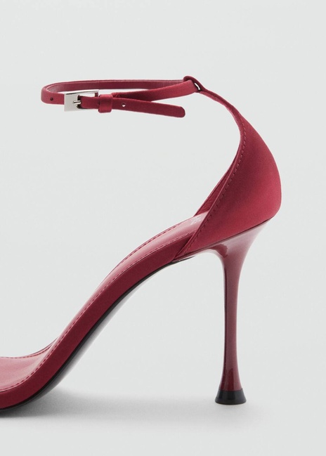 Жіночі червоні босоніжки Mango артикул 87040288 70 8 season Фото ракурс 3 - Жіночі червоні босоніжки Mango артикул 87040288 70 8 season