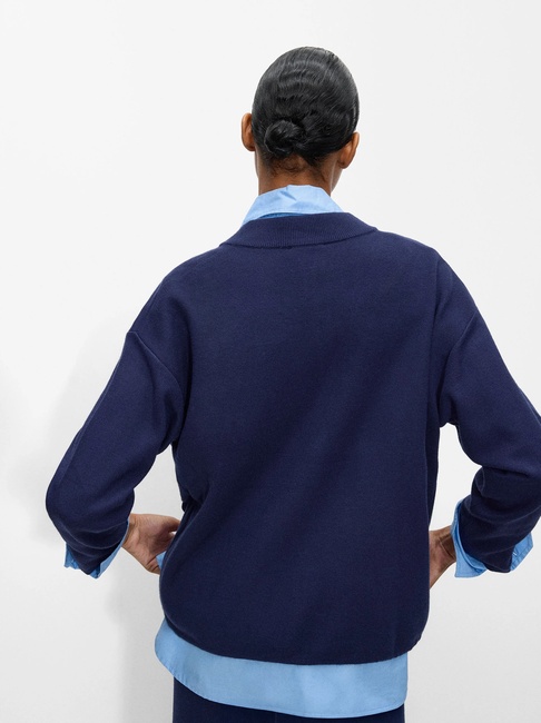 Фото ракурс 2 - Жіночий синій кардиган Parfois артикул 228352 _NV FW2025