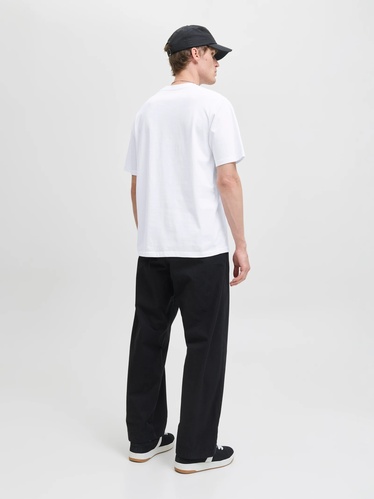 Фото ракурс 2 - Мужская белая футболка Jack & Jones артикул 12278787 White FW2025
