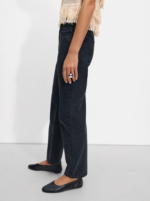 Жіночі чорні джинси Parfois артикул 227455 _BK FW2025 Фото ракурс 3 - Жіночі чорні джинси Parfois артикул 227455 _BK FW2025