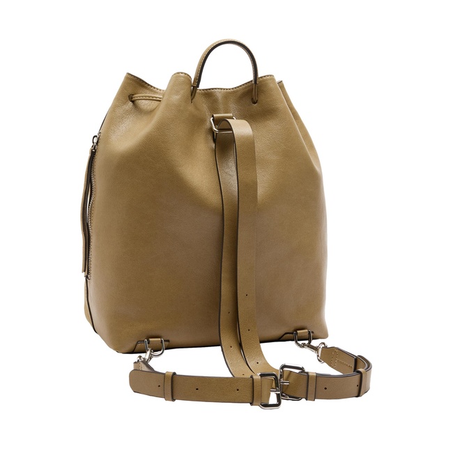 Фото ракурс 2 - Женский коричневый рюкзак Parfois артикул 239385 _CA FW2025