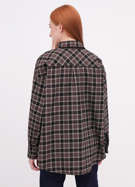 Фото ракурс 2 - Жіноча коричнева сорочка EQUILIBRI артикул W422 023 003 Brown dark FW2025