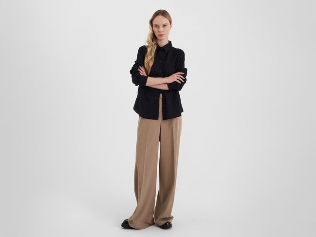 Женская черная рубашка Benetton артикул 5WPQDQ0AX 100 25A Фото ракурс 7 - Женская черная рубашка Benetton артикул 5WPQDQ0AX 100 25A