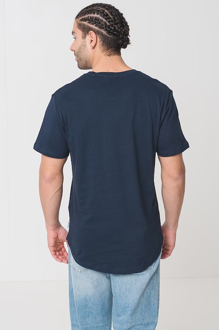 Фото ракурс 2 - Чоловіча синя футболка ONLY & SONS артикул 22002973 Dark Sapphire SS2025