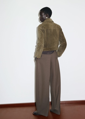 Фото ракурс 2 - Жіночий хакі жакет Mango артикул 17045788 37 1 season