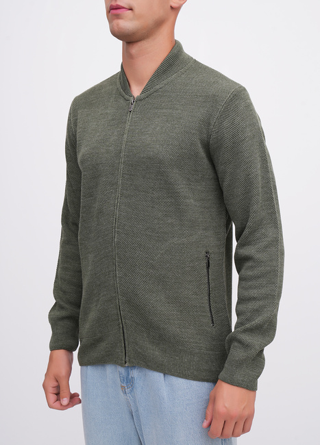 Мужской хаки кардиган EQUILIBRI артикул M343 001 000 Khaki FW2025 Фото ракурс 3 - Мужской хаки кардиган EQUILIBRI артикул M343 001 000 Khaki FW2025