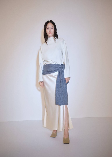 Фото ракурс 5 - Жіночий молочний светр Mango артикул 87030351 05 8 season