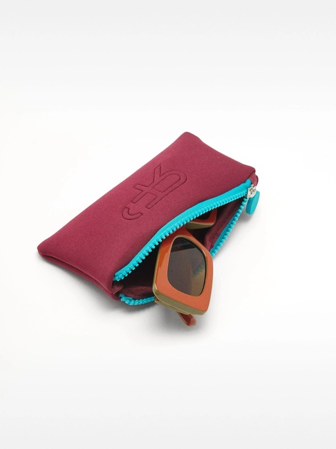 Женские коричневые очки Parfois артикул 2037311 BMU FW2025 Фото ракурс 4 - Женские коричневые очки Parfois артикул 2037311 BMU FW2025