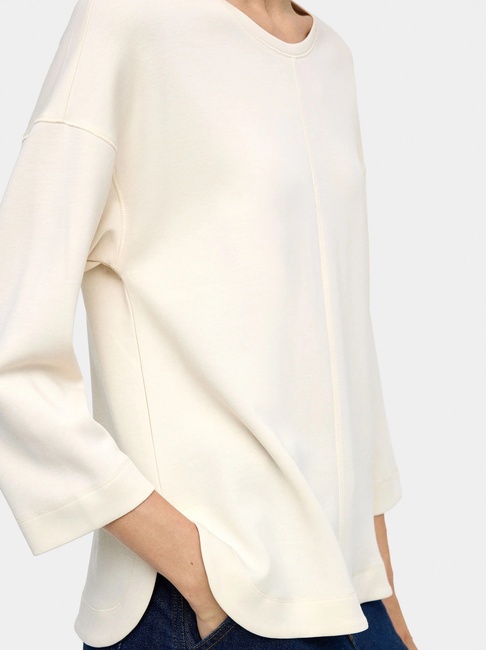 Женский молочный свитшот Parfois артикул 241575 _EC FW2025 Фото ракурс 3 - Женский молочный свитшот Parfois артикул 241575 _EC FW2025