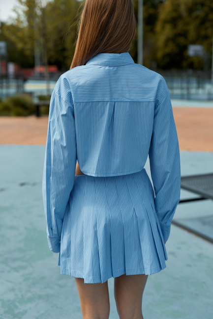 Женская голубая рубашка EQUILIBRI артикул NW491001 100 Blue SS2025 Фото ракурс 2 - Женская голубая рубашка EQUILIBRI артикул NW491001 100 Blue SS2025