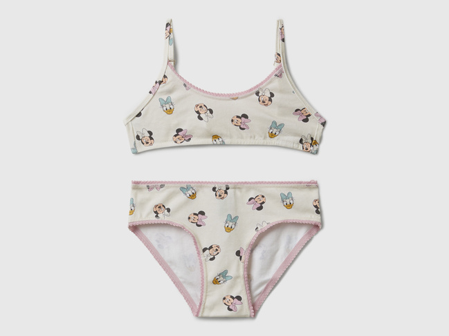 Молочний комплект одягу для дівчаток Benetton артикул 3D800K02Z 66E 25A Фото ракурс 1 - Молочний комплект одягу для дівчаток Benetton артикул 3D800K02Z 66E 25A