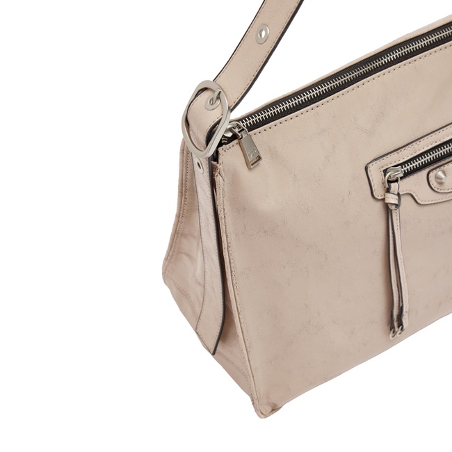 Жіноча молочна сумка Parfois артикул 240790 _EC FW2025 Фото ракурс 3 - Жіноча молочна сумка Parfois артикул 240790 _EC FW2025