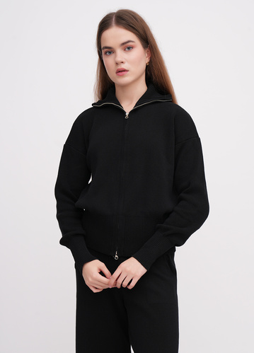 Фото ракурс 1 - Жіночий чорний кардиган EQUILIBRI артикул W391 050 100 Black FW2025