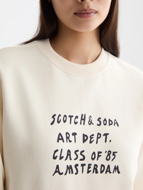 Фото ракурс 3 - Женский бежевый свитшот SCOTCH & SODA артикул U9E00801T U137 FW2025