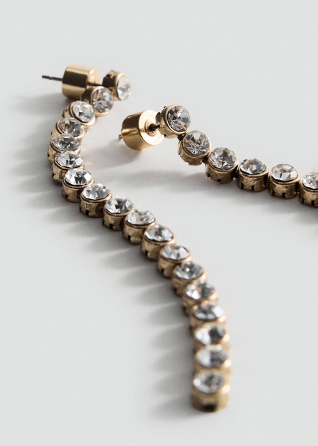 Жіночі золоті сережки Mango артикул 17087803 OR 1 season Фото ракурс 2 - Жіночі золоті сережки Mango артикул 17087803 OR 1 season