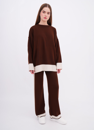 Фото ракурс 1 - Жіночі коричневі штани EQUILIBRI артикул W391 039 200 Brown FW2025