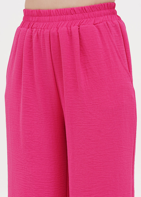 Фото ракурс 3 - Жіночі рожеві брюки EQUILIBRI артикул W491 031 200 Fucsia SS2024
