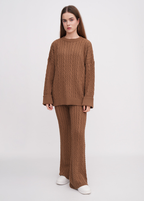 Жіночий коричневий светр EQUILIBRI артикул W391 056 100 CINNAMON FW2025 Фото ракурс 3 - Жіночий коричневий светр EQUILIBRI артикул W391 056 100 CINNAMON FW2025