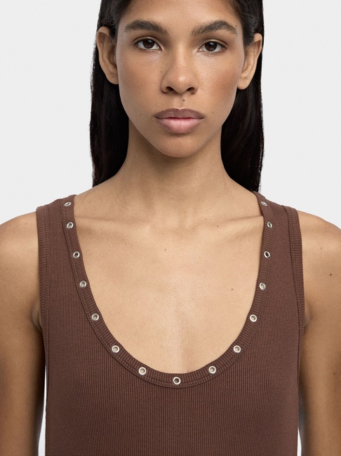 Женское коричневое платье Parfois артикул 237790 _BN FW2025 Фото ракурс 5 - Женское коричневое платье Parfois артикул 237790 _BN FW2025