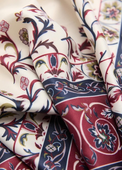 Фото ракурс 3 - Жіночий синій шарф Mango артикул 17085985 56 1 season