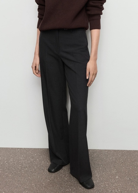 Жіночі сірі брюки Mango артикул 17097788 92 1 season Фото ракурс 1 - Жіночі сірі брюки Mango артикул 17097788 92 1 season