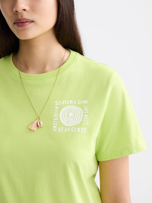 Фото ракурс 4 - Жіноча зелена футболка SCOTCH & SODA артикул U9A00816T U359 FW2025