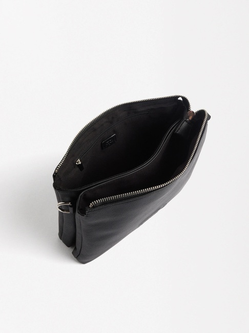 Жіноча чорна сумка Parfois артикул 223948 _BK SS2025 Фото ракурс 4 - Жіноча чорна сумка Parfois артикул 223948 _BK SS2025