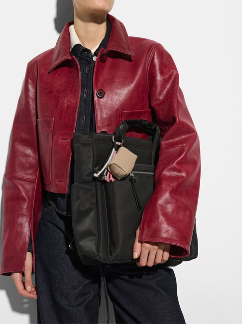 Фото ракурс 6 - Жіночий чорний рюкзак Parfois артикул 228707 _BK SS2025