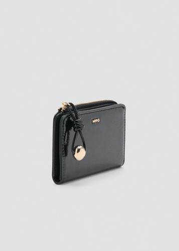Фото ракурс 1 - Женский черный кошелёк Mango артикул 27081236 99 2 season