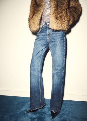 Фото ракурс 1 - Жіночі сині джинси Mango артикул 17039117 TO 1 season