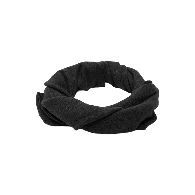 Жіночий чорний шарф Parfois артикул 241374 _BK FW2025 Фото ракурс 2 - Жіночий чорний шарф Parfois артикул 241374 _BK FW2025