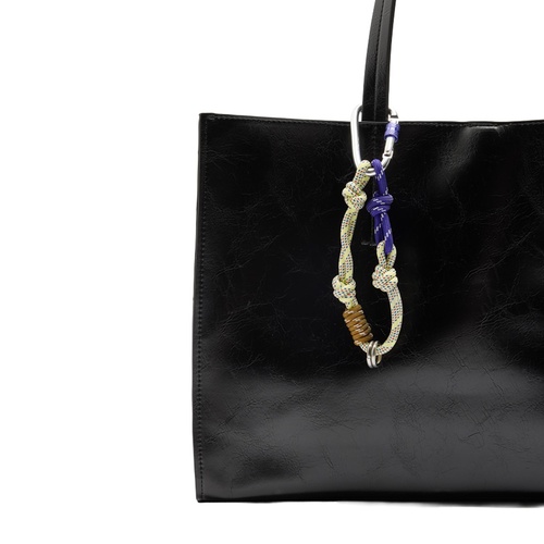 Фото ракурс 2 - Жіноча чорна сумка Parfois артикул 238962 _BK FW2025